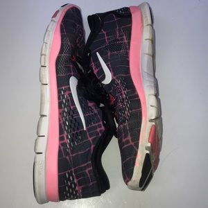 Black&Pink [Nike] Free Running Shoes